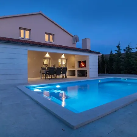 Villa Fig