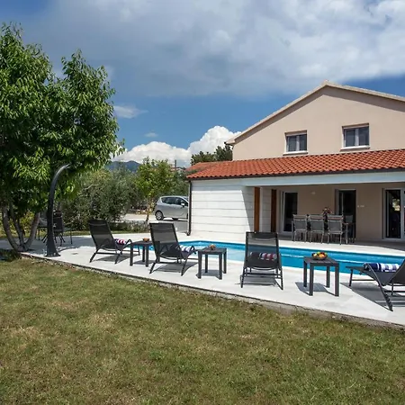 Fig Villa Split